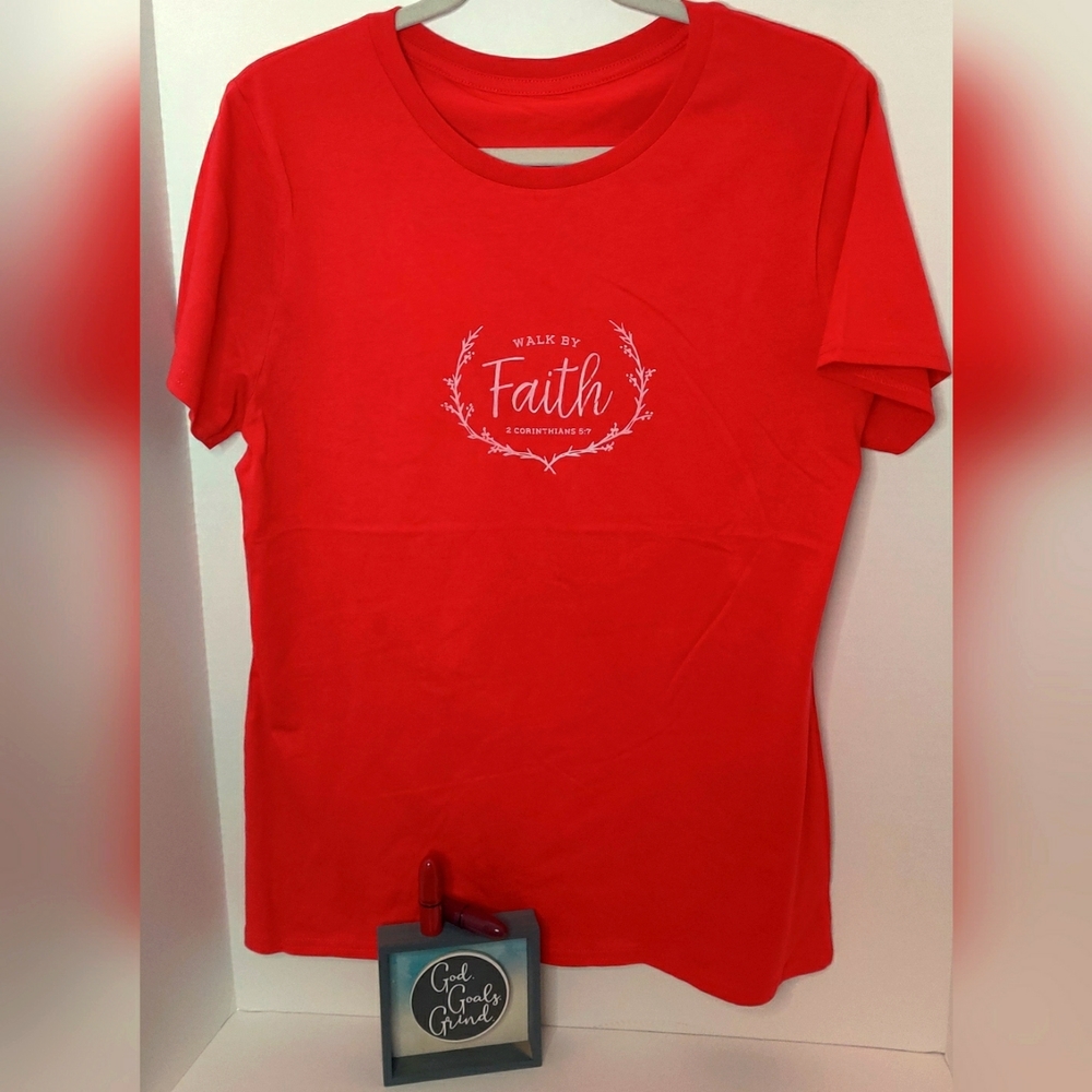 Ladies' Tagless Tee & Free Gift (POD)